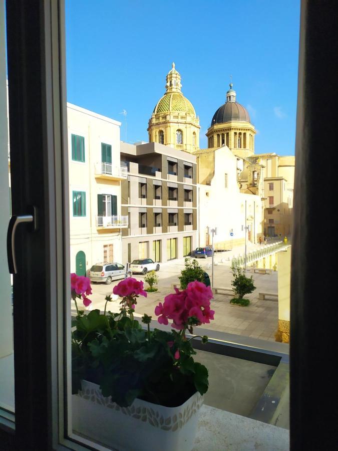 Slo Design House Hotel Marsala Bagian luar foto