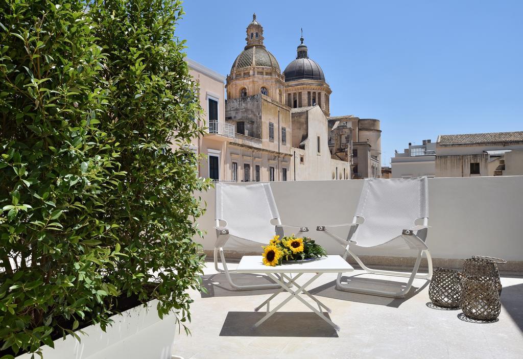 Slo Design House Hotel Marsala Bagian luar foto